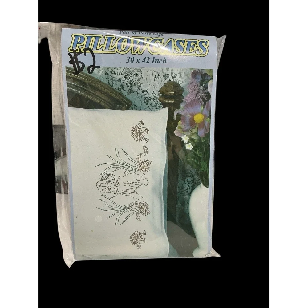 Fairway Needlecraft Perle Edge Pillowcases (2) Embroidery 30 X 42